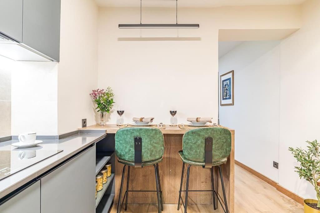 Apartamento Reformado Y Tranquilo Junto A Gran Via Madrid Buitenkant foto